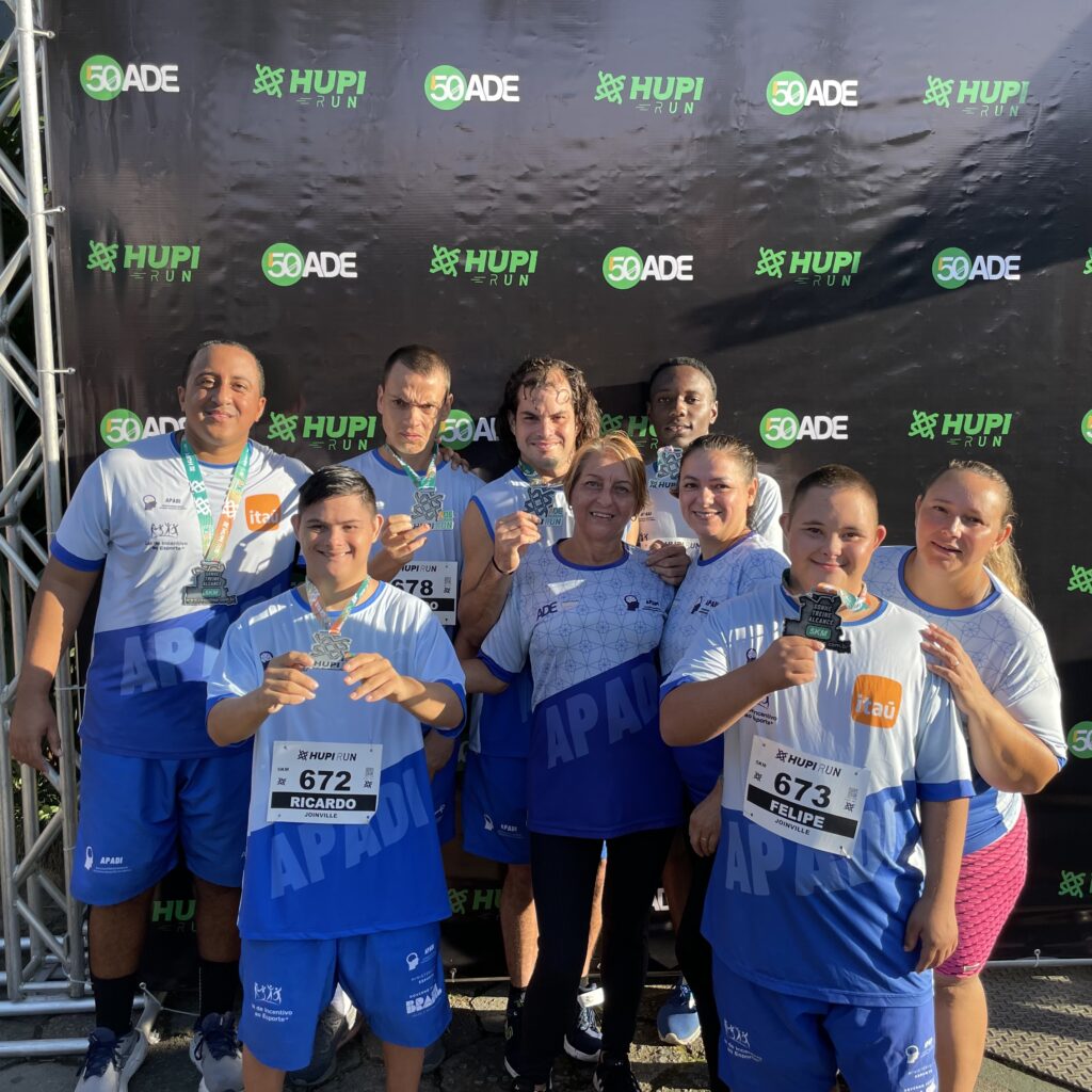APADI marca presença na Hupi Run em celebração aos 50 anos da ADE